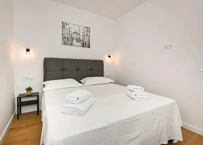 Apartman Dolce 1 *